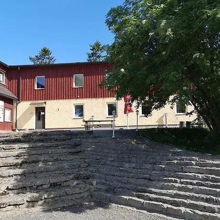 Kortsialuse * Aseri